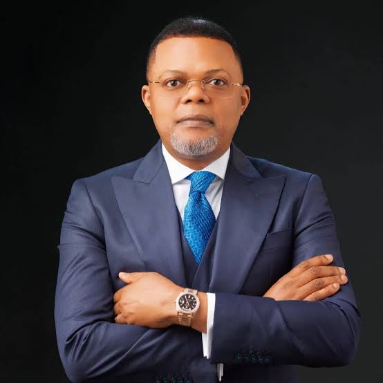          APOTRE JEAN CLÉMENT DIAMBILAY : FOI, LEADERSHIP ET IMPACT COMMUNAUTAIRE EN RDC     